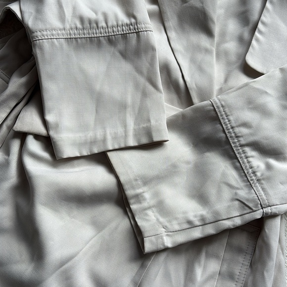 H&M Women’s Beige Trench Coat Long Belted Drape Front Jacket, Lightweight Layer - Picture 5 of 10